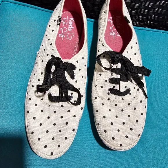 Keds - Picture 2 of 2
